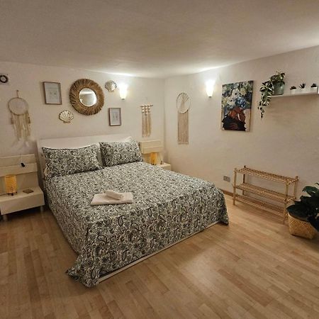 La Maison Bouganville Salerno Buitenkant foto
