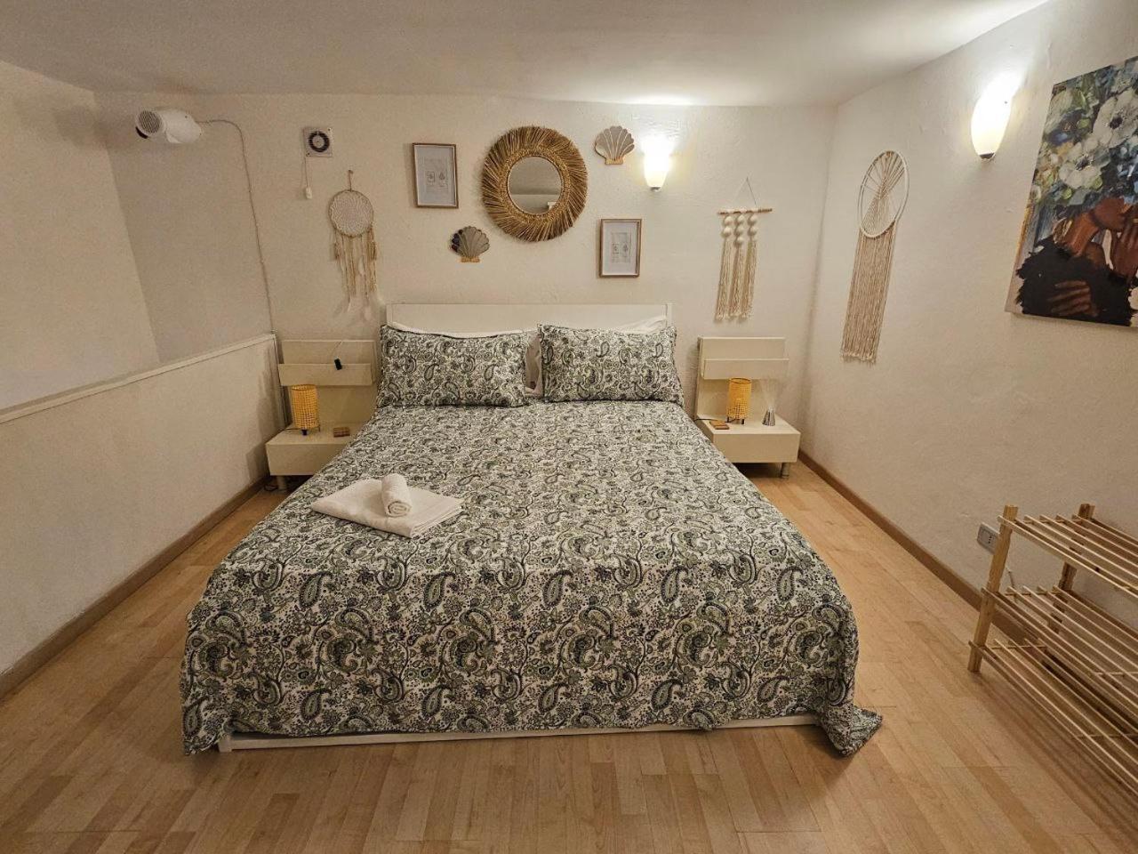 La Maison Bouganville Salerno Buitenkant foto